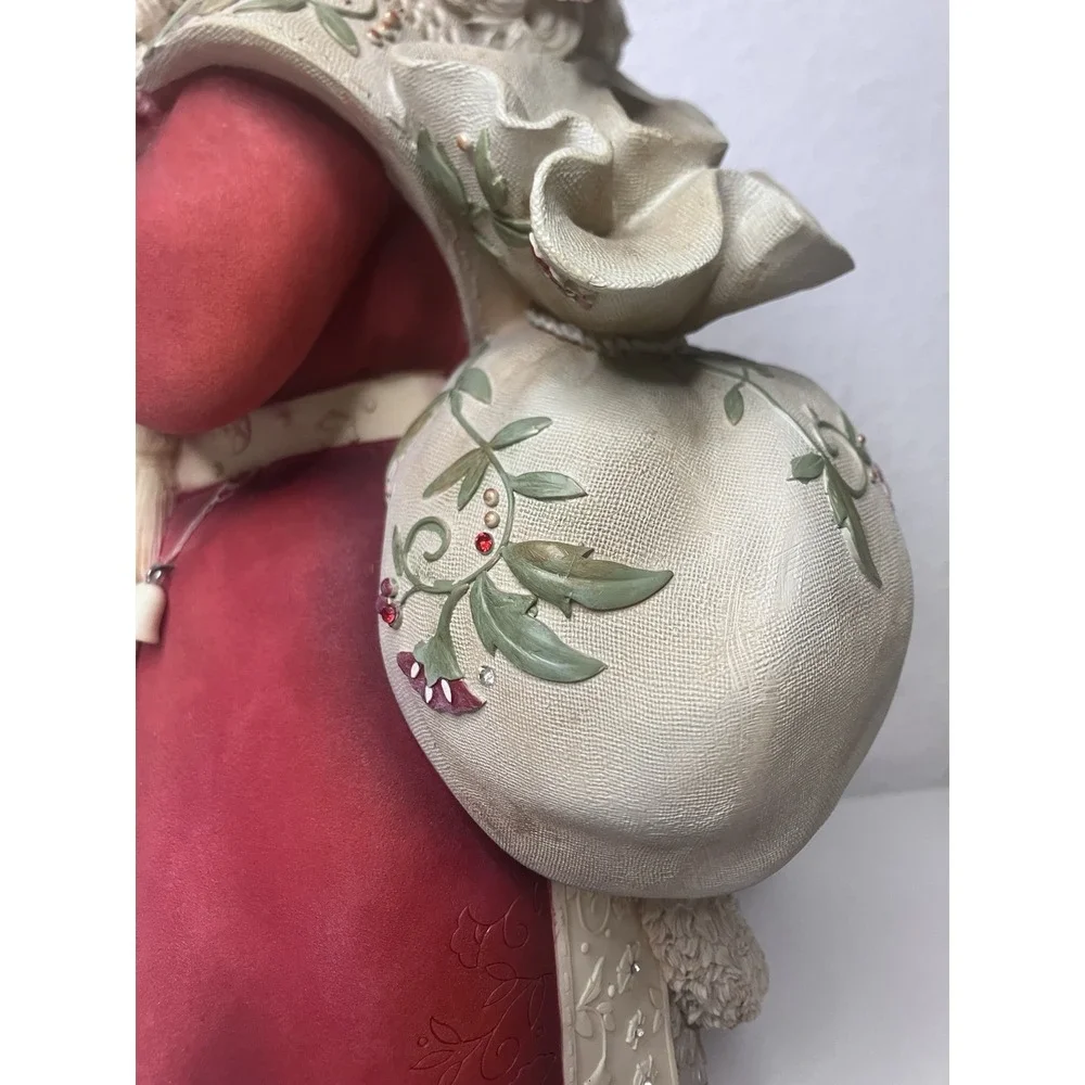 Retired Enesco The Heart Of Christmas Santa‎ Claus Figurine Marked 4027168
